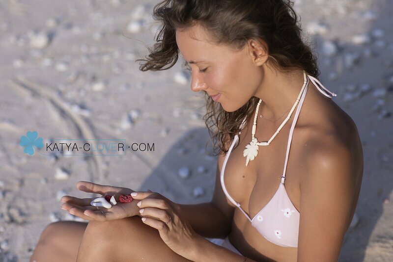 Инна, 22 года, 0 размер груди